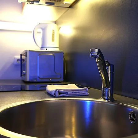 Rakendusliku Kolledzi Szálloda 2*