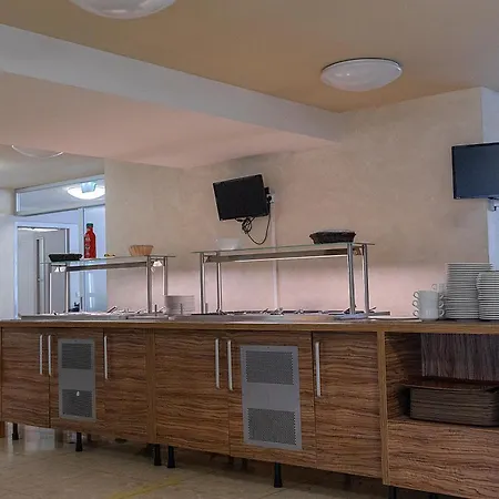 Rakendusliku Kolledzi Szálloda