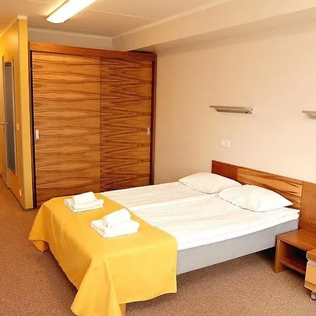 Rakendusliku Kolledzi 2*