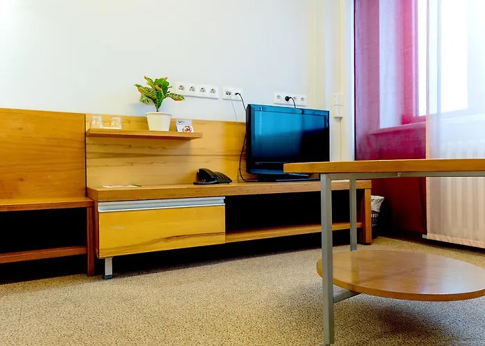 Rakendusliku Kolledzi Hotel 2*