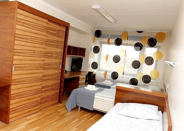 Отель Rakendusliku Kolledzi