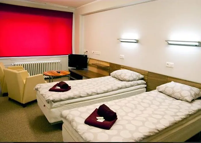 Rakendusliku Kolledzi Hotel 2*